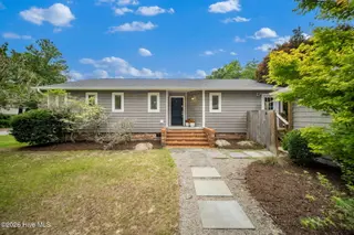 404 Porters Neck Road, Wilmington, NC 28411 — 3-bedroom home, Wilmington, NC, photo 6 of 43