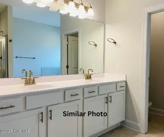 430 Montgomery Drive, Jacksonville, NC 28546 – photo 10: Raegan w bonus Similar 18