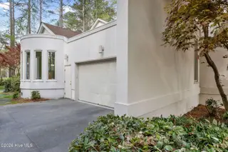 5007 Country Club Drive N, Wilson, NC 27896 – photo 2: Garage