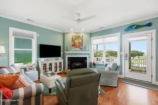 112 Oakleaf Drive 902a, Pine Knoll Shores, NC 28512 – photo 8: 26-web-or-mls-116 Salter Path 902A - 029