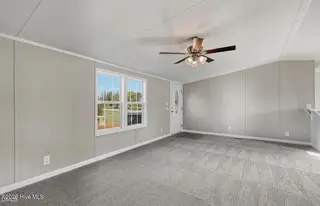 185 Boney Road, Rose Hill, NC 28458 — 4-bedroom home, Rose Hill, NC, photo 6 of 30: IMG_8145