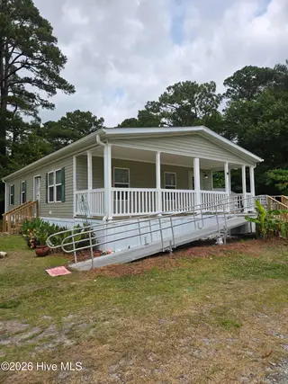 172 Gray Squirrel Lane, Newport, NC 28570 – photo 5: 20260609_133307