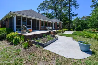 5711 Sloop Court, New Bern, NC 28560 – photo 5: 5711 Sloop Court, New Bern, NC
