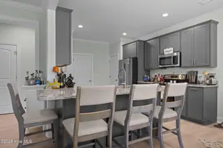 132 Freedom Park Road, Beaufort, NC 28516 – photo 16: Bar & Kitchen