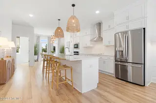 200 Olde Towne Yacht Club Drive 39 Inlet Cove, Morehead City, NC 28557 – photo 6: Open Kitchen