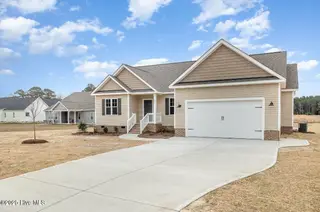 110 Chester Place, Pikeville, NC 27863 – photo 4: IMG_2943
