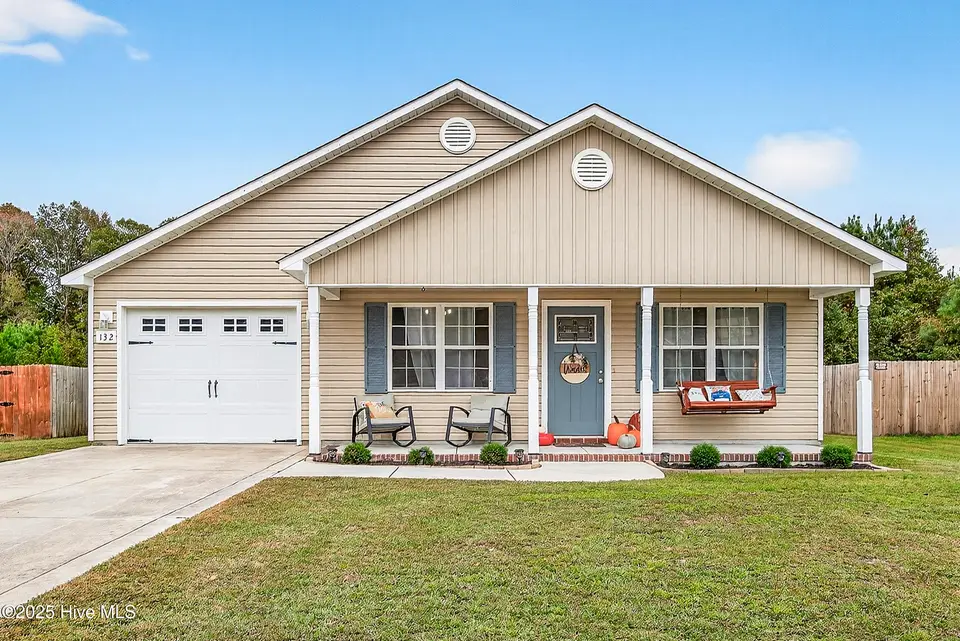 132 Woodbury Farm Drive, Jacksonville, NC 28540 – photo 1 of 26: Front of Home