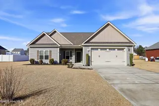 111 Raven Ridge Drive, Goldsboro, NC 27530 — 3-bedroom home in Eagles Pointe, Goldsboro, NC, photo 1 of 29: Main