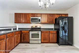 208 Glen Cannon Drive, Jacksonville, NC 28546 – photo 14: mls-DSC08497