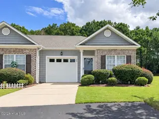 109 Jansen Lane, Winnabow, NC 28479 — 3-bedroom townhome in Mallory Creek Townhomes, Winnabow, NC, photo 2 of 39