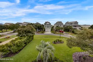229 Windy Hills Drive, Wilmington, NC 28409 – photo 3: 056_img_1443_756