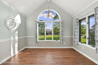 6207 Gondolier Drive, New Bern, NC 28560 – photo 16: Breakfast nook