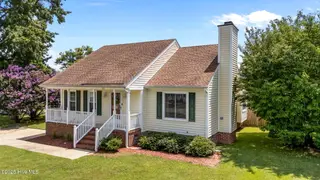 105 Barrington Court, Rocky Mount, NC 27803 – photo 4: Manicured Lawn