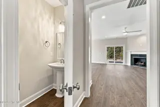 4006 Brighton Drive, New Bern, NC 28562 – photo 16: 13-web-or-mls-0C0A5696-edit