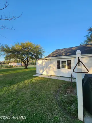 2523 Belgrade Swansboro Road, Maysville, NC 28555 – photo 20: 20260331_185421