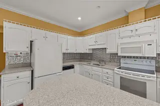 6 Village In The Woods Circle, Southern Pines, NC 28387 – photo 22: Kitchen