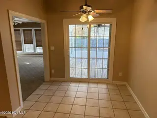 503 N Shore Drive, Sneads Ferry, NC 28460 – photo 4: Breakfast Area