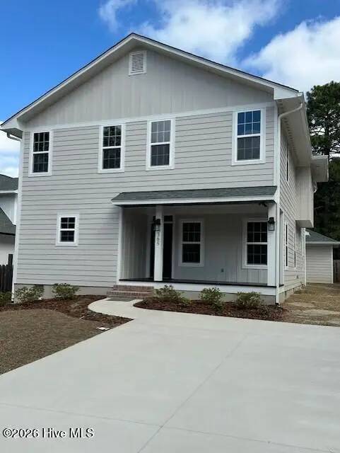 365 W New Jersey Avenue, Southern Pines, NC 28387 – photo 1 of 24: 4bb5a1e3-316a-4223-bdef-92e6f7f887f3