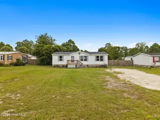 1172 Fifty Lakes Drive, Southport, NC 28461 — 3-bedroom manufactured home in Boiling Spring Lakes, Southport, NC, photo 9 of 52: 2-web-or-mls-CamMediallc.com (10 of 45)
