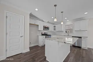 709 Oleander Drive, Greenville, NC 27858 – photo 12: 25-web-or-mls-LHV_1765