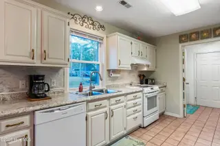 71 Carolina Shores Drive, Carolina Shores, NC 28467 – photo 15: Kitchen