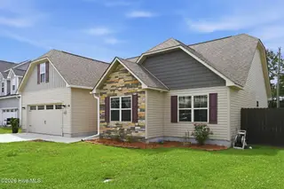 212 Holly Grove Court E, Jacksonville, NC 28540 – photo 4: 4-web-or-mls-03