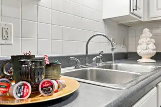 1941 Tara Court 104, Greenville, NC 27858 – photo 19: 23-web-or-mls-IMG_0041