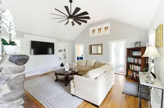 1905 Grace Street, Wilmington, NC 28405 – photo 14: 02living5