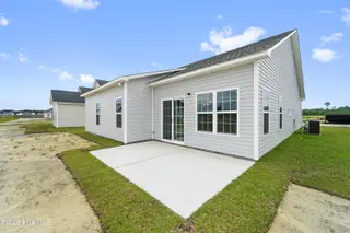 416 Montgomery Drive, Jacksonville, NC 28546 – photo 15: DSC07464