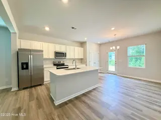 1106 Hanson Drive, Leland, NC 28451 – photo 24: Large Prep Island
