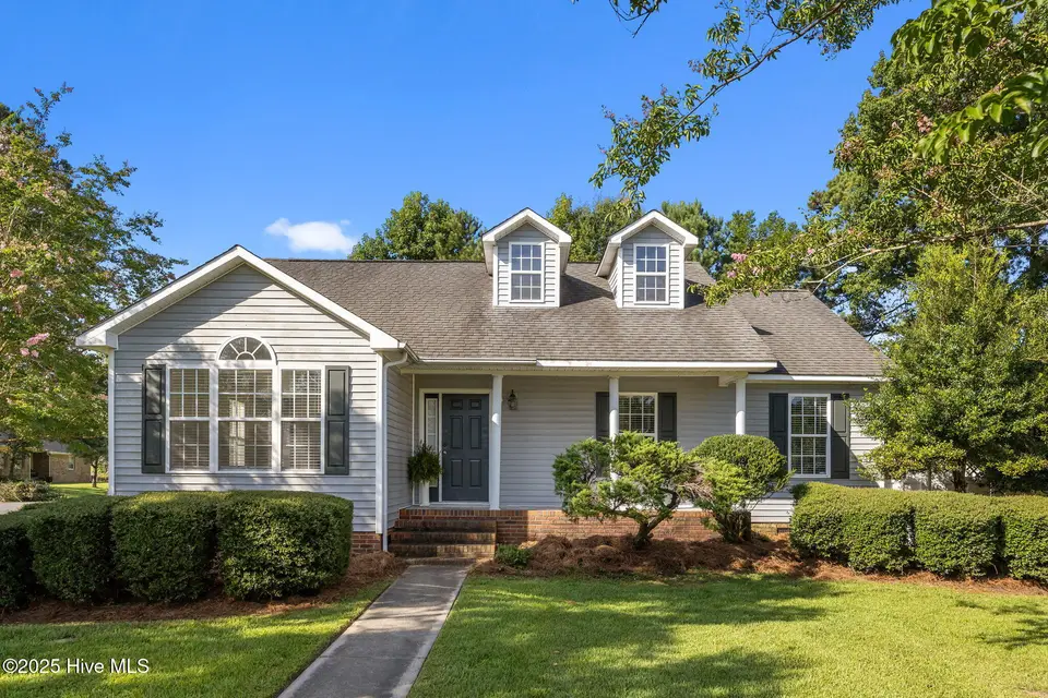 1000 Pamela Drive, Kinston, NC 28504 – photo 1 of 34: 1000 Pamela Drive, Kinston, NC