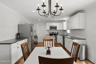 4524 Mockingbird Lane, Wilmington, NC 28409 — 4-bedroom home in Long Leaf Hills, Wilmington, NC, photo 18 of 58: 4524MockingbirdLn-58