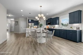 136a Arnette Drive SW 17a, Ocean Isle Beach, NC 28469 – photo 8: Kitchen-dining