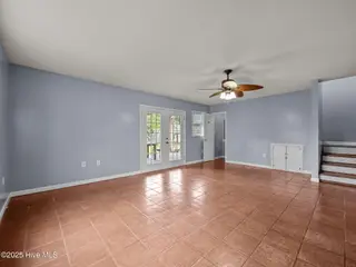302 Foxridge Lane, Hubert, NC 28539 — 3-bedroom home in Foxtrace, Hubert, NC, photo 15 of 38: 41-web-or-mls-P8255793
