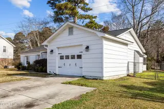 303 Greenbriar Drive, Jacksonville, NC 28546 – photo 2: 3-web-or-mls-303 Greenbriar Dr. 82