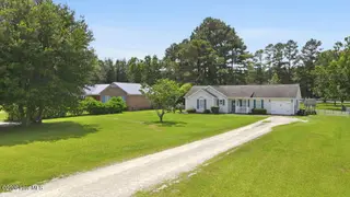 102 Tobacco Road, New Bern, NC 28562 — 3-bedroom home in Spring Garden, New Bern, NC, photo 4 of 37: IMG_0209