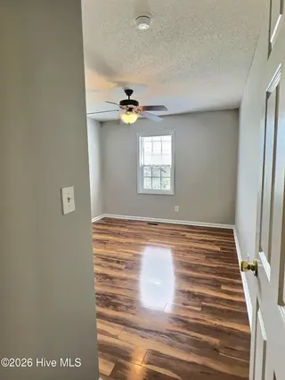 2144 Flagstone Court K-1, Greenville, NC 27834 – photo 11: IMG_4457 (1)
