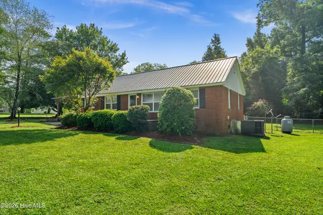 3001 S Nc 11 Highway, Teachey, NC 28464