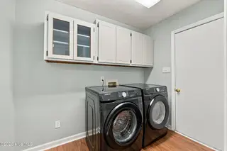 6207 Gondolier Drive, New Bern, NC 28560 – photo 24: Laundry Room