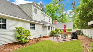 1902 Sherwood Drive, Greenville, NC 27858 – photo 8: 4-web-or-mls-1902 Sherwood Drive-5
