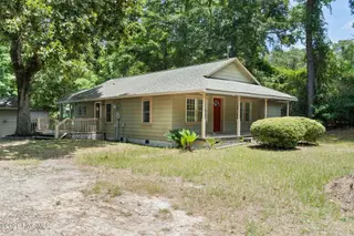 390 Varnamtown Road SW, Supply, NC 28462 — 2-bedroom home, Supply, NC, photo 5 of 56