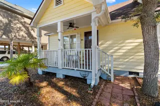 166 NW 7th Street, Oak Island, NC 28465 – photo 4: 166 NW 7th