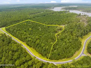 15 15 Paradox Point Drive, Aurora, NC 27806 – photo 4: 15 Paradox Point Drive, Aurora, NC 27806