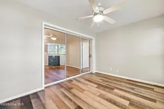 2209 Locksley Woods Drive G, Greenville, NC 27858 – photo 15: 24-web-or-mls-IMG_0026