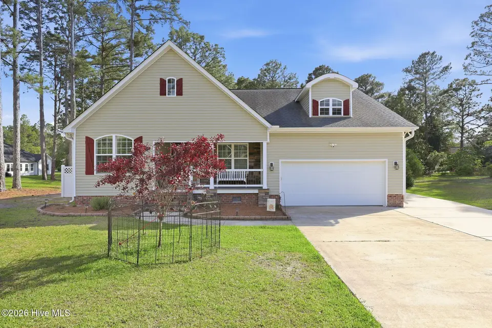 6110 Albatross Drive, New Bern, NC 28560 – photo 1 of 51: 6110 Albatross Dr