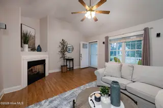 122 Laura Drive, New Bern, NC 28562 – photo 2: 122 Laura Drive, New Bern, NC
