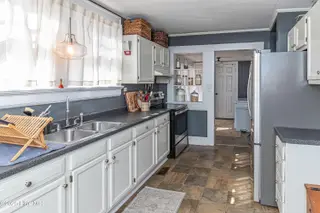 1705 Kenan Street NW, Wilson, NC 27893 — 4-bedroom home in Cavalier Terrace, Wilson, NC, photo 11 of 31: IMG_0323