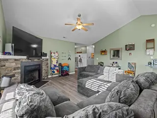112 Christy Drive, Beulaville, NC 28518 – photo 15: living room