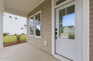 112 Eastbay Way, Beaufort, NC 28516 – photo 10: 33-web-or-mls-112-Eastbay-Way-006_edit