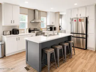 2084 Spring Garden Road, New Bern, NC 28562 — 5-bedroom manufactured home in Spring Garden, New Bern, NC, photo 5 of 19: Kitchen